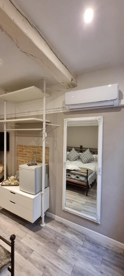 Le Stanze Di Rigoletto Bed & Breakfast Parma Bagian luar foto