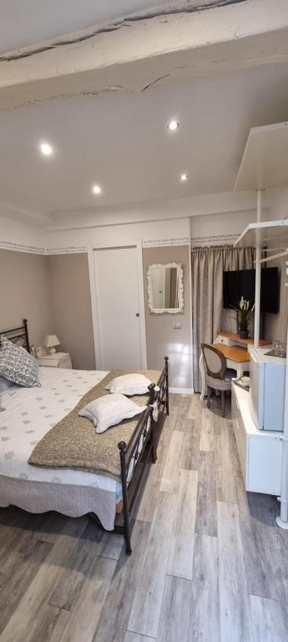 Le Stanze Di Rigoletto Bed & Breakfast Parma Bagian luar foto