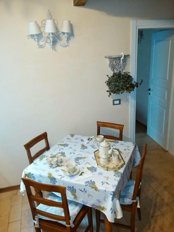 Le Stanze Di Rigoletto Bed & Breakfast Parma Bagian luar foto