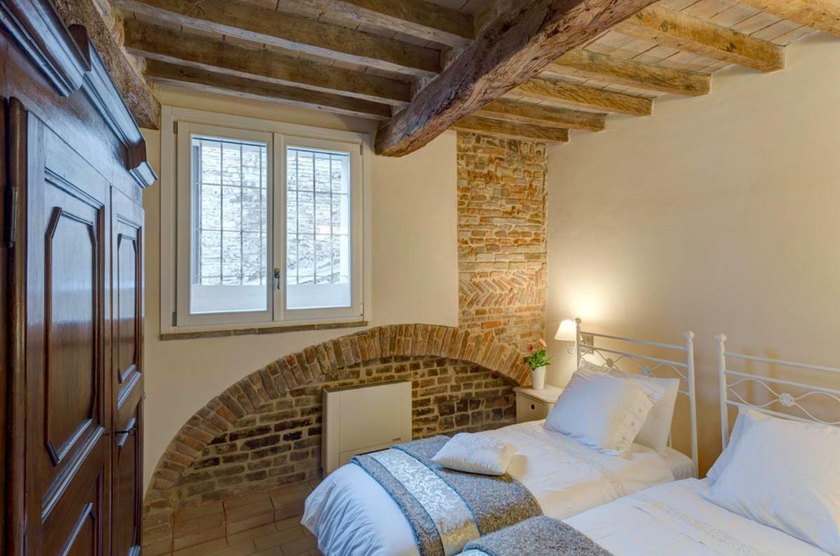 Le Stanze Di Rigoletto Bed & Breakfast Parma Bagian luar foto