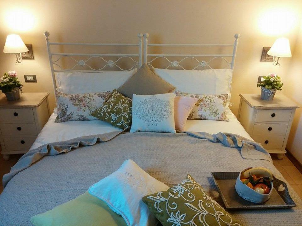 Le Stanze Di Rigoletto Bed & Breakfast Parma Bagian luar foto